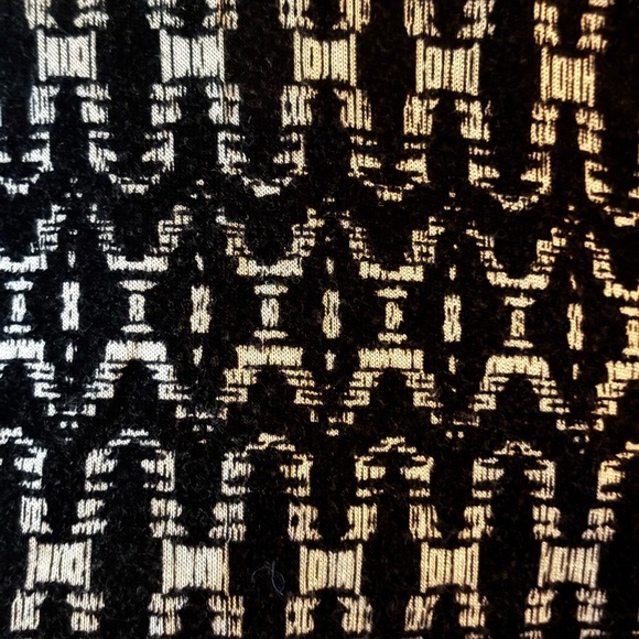 Old Navy Monochrome Rayon Long Sleeve Dress - Picture 3 of 7